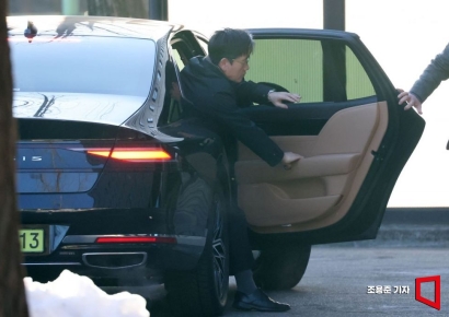 [포토] 공수처로 출근하는 오동운 처장