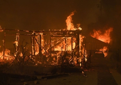 LA 산불, 美 사상 최악 화재 되나…현재까지 73조 피해 