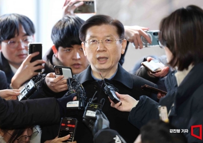 박종준 경호처장 경찰 출석…윤 대통령 측 "경호처 무력화 말라"