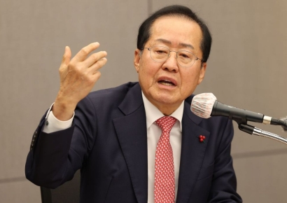 홍준표 "북핵에 말도 못하면서 비핵화 운운…기이한 종북 좌파"