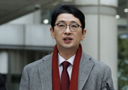 野전용기 "카톡 '내란선동'도 고발" 발언에 與 "국민 협박죄"