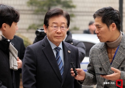 [포토] 법정 향하는 이재명 대표