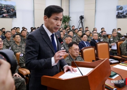 [포토] [속보] 김선호 대행 "계엄 사태 책임 통감, 사과 드린다"