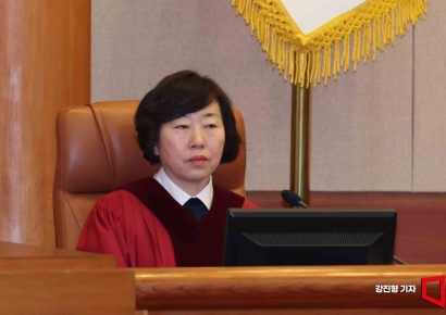 [포토] 헌재, '윤 대통령 측 정계선 재판관 기피 신청 기각'