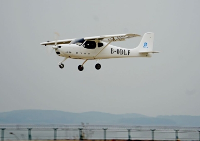 "창가·통로는 추가 요금 내라"…비행기 타려다 열받은 중국인들