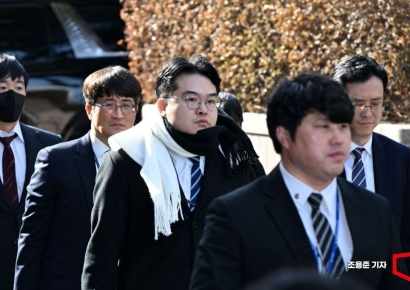 [포토] 공수처 차정현 부장검사 서부지법 도착