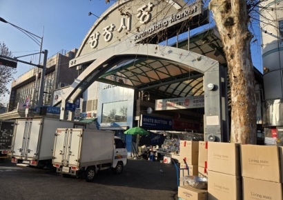 "손님 줄어 피해 막심"…'바가지 논란' 광장시장 상인들, 노점 상대 3억 소송전