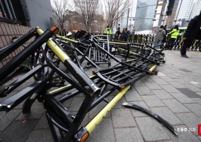 [포토] 처참한 그날의 흔적