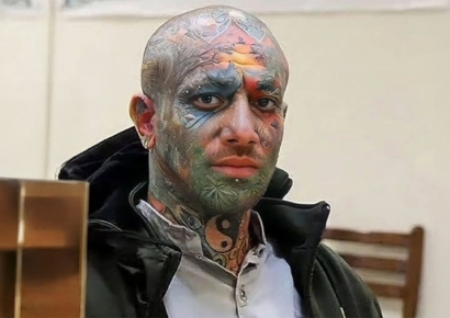 정권 비판한 전신문신 인기가수에…"5년 약해 사형" 선고한 이란 대법원 