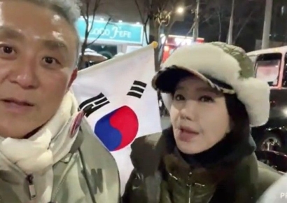"태극기부대로 유명"…노현희, 최준용과 서부지법 앞서 시위