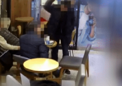 "컵 좀 더 달라" vs "주문하셔야"…결국 카페서 진상부린 손님