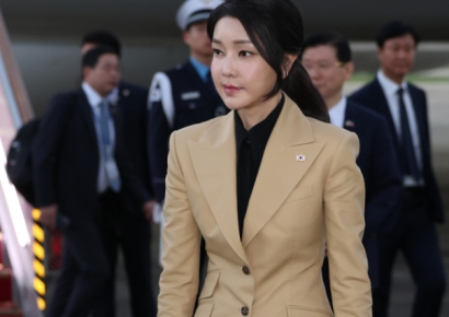 "김여사 '작살로 잡은 회가 맛있다' 말에 작살 든 경호차장"…박지원 주장