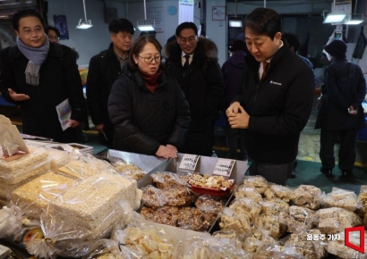 [포토] 재래시장 찾은 안덕근 산업장관