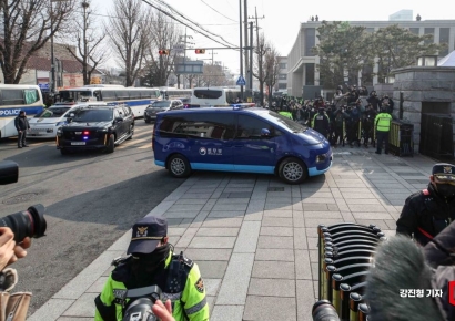 [포토] 헌법재판소 도착한 윤석열 대통령