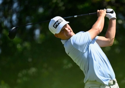 [골프규칙…아는 것이 힘이다]벙커에서 공을 들고 나와도 ‘OK’