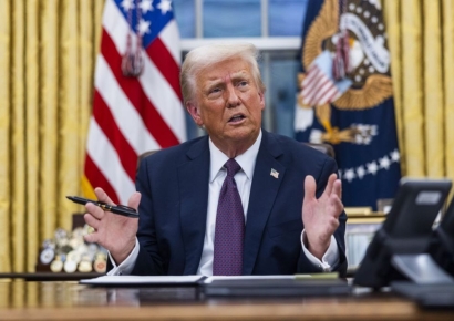 트럼프가 내뱉은 "화성에 성조기" 실현 가능성은?…열강들 탐사경쟁