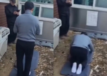 "대통령님 무사하세요"…서울구치소 앞 매트 깔더니 108배 한 남성