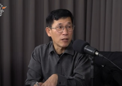 진중권, 정당 지지율 요동에 "국힘에 유리안해…민주는 지레 겁먹어"