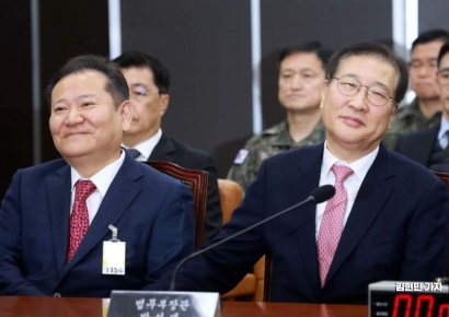 [포토] 내란 특위 증인 출석한 이상민-박성재