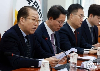 [포토] 권영세 "민주, 카톡·여론조사 '검열계엄'… 즉각 거두라"