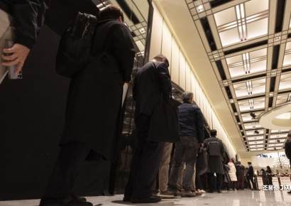 [포토] 고려아연 주총 입장하는 주주들