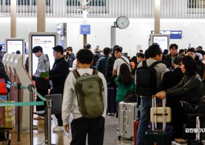 엎친데 덮친 대한민국…속 타는 중장년층, 패키지 여행 '큰 손' 실종