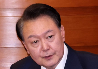 '구속 연장' 거듭 불허한 법원 왜?…26일 '尹 구속 기소' 갈림길