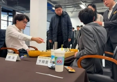 "한국규칙 인정못해…우승 뺏겼다" 주장한 中 바둑선수, 왜?
