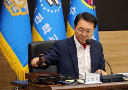 성일종 “민주당에 국방장관 임명 2번 요청...공방 우스운 일”