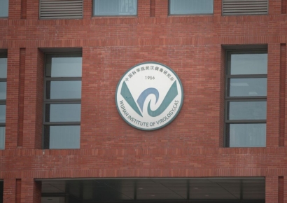 미FBI 이어 CIA도 "코로나19 중국 실험실 유출"에 무게