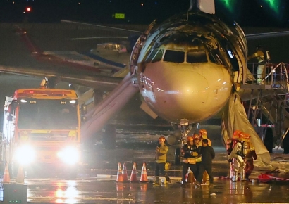 '여객기 화재' 에어부산 "대표이사 주관 비상대책반 가동"