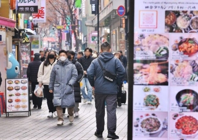 빚 못갚는 자영업자 1년새 42% 늘어…'돌려막기'도 힘들다