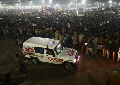인도 힌두 축제서 또 인파 몰려 사고…"최소 15명 사망"