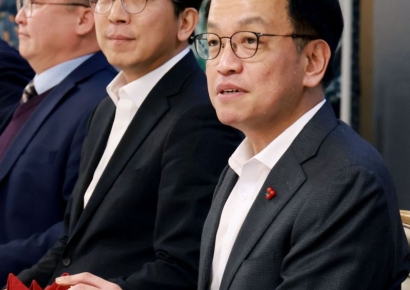 정부, FOMC 영향 점검...美신정부 통화 불확실성에 경계심 