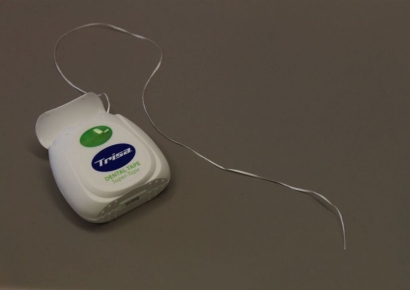 입에만 좋은 줄 알았더니…치실, 뇌와 심장에도 좋다