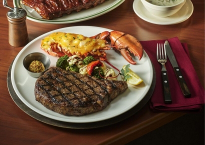 "10년간 2000만개 팔렸다"…아웃백 매출 이끈 '이 메뉴'