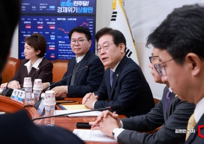 [포토] 이재명 "트럼프 2.0 시대, 수출기업 의견이 제일 중요"