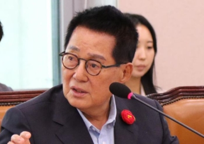 박지원 "김현지, 엄마·아내인데 '안방마님'이라니…국감 나가면 안돼"