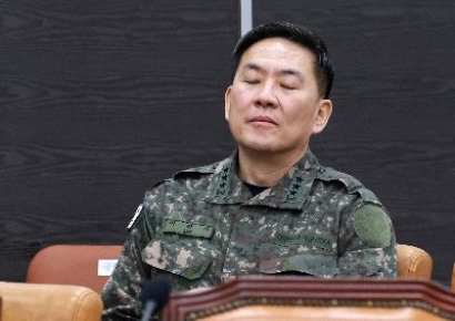 경찰, '尹 탄핵심판 위증' 이진우 전 수방사령관 송치