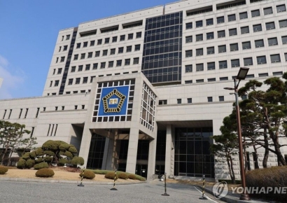 2살 아이에 '불닭소스·소주' 먹이고 상습 폭행…친딸 숨지게 한 부모