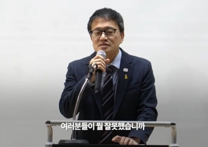 충암고 졸업식 간 박주민 의원 "여러분 잘못 없다. 기죽지 마라"