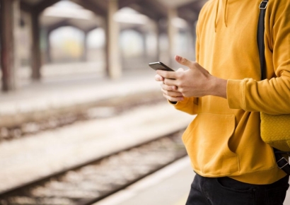 기차역에서 스피커폰 통화했다 '날벼락'…"벌금 30만원" 부과한 프 철도