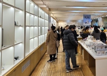 '뮷즈'가 뭐길래…박물관으로 몰리는 MZ