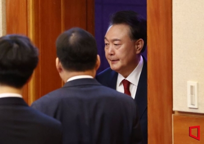 종착역 향하는 탄핵심판…내일 尹 10차 변론