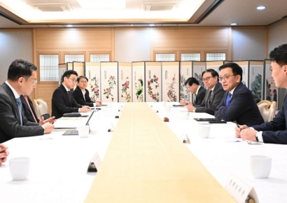 외국계IB 만난 최 대행 "국채투자 절차 정비"