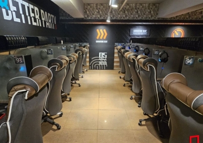 "요즘은 집에서 게임합니다"…사라지는 PC방