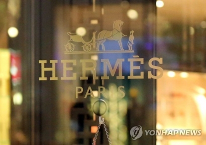 "다들 명품 안 산다던데…" '매출 6조' 찍고 잘 나가는 이 회사