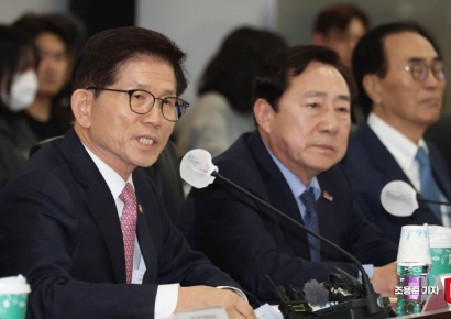 [포토] 중소기업인들 만나는 김문수 장관