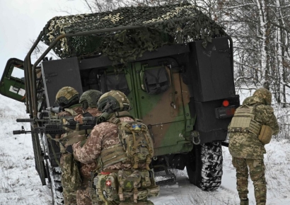"전쟁으로 외화벌이 했는데"…우크라 종전협상에 용병들 일자리 잃을까 전전긍긍