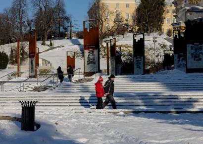 英일간지 "美, 우크라에 5천억달러 요구…경제적 식민지화"
